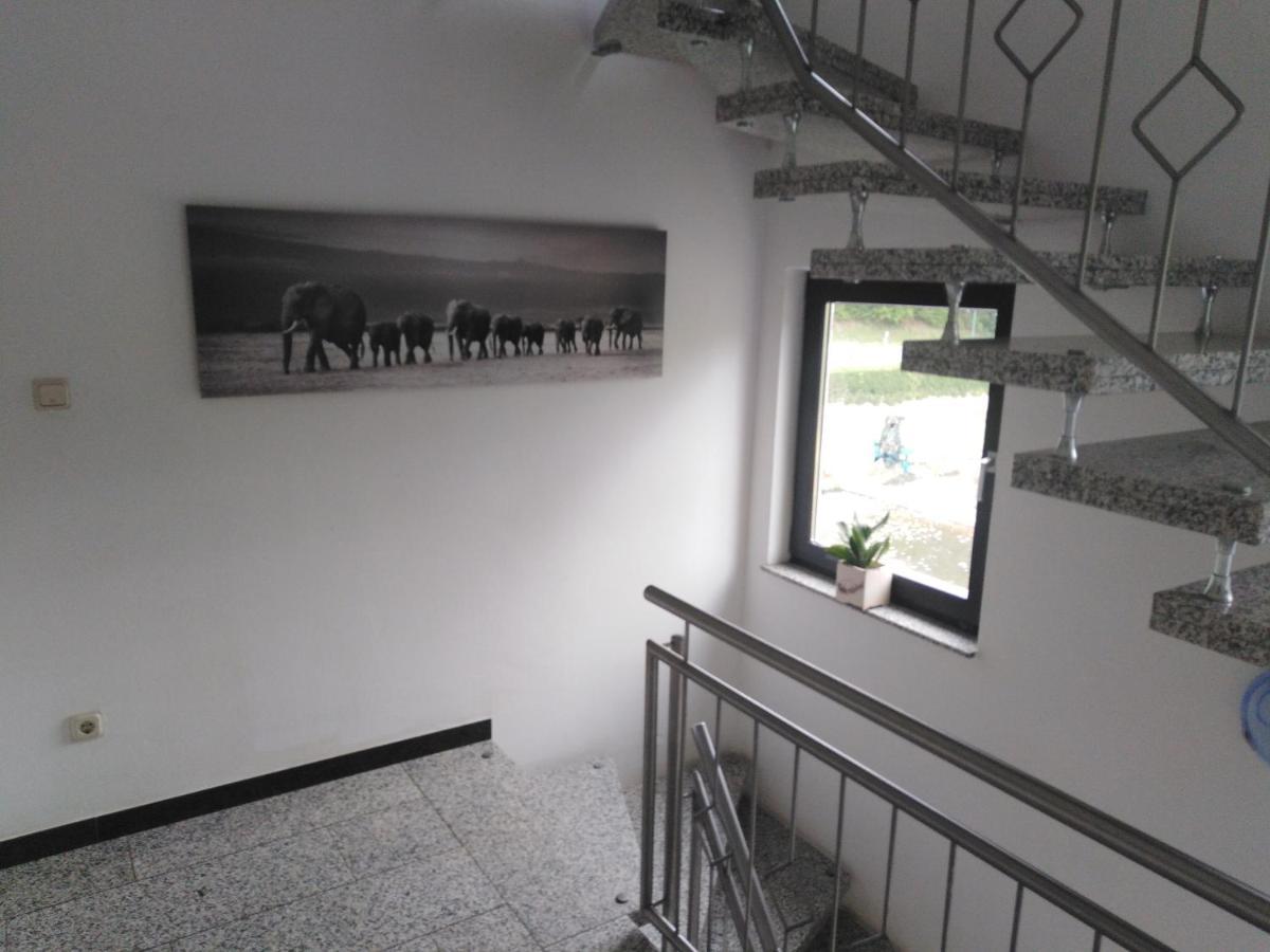 Zimmer Ohne Fruehstueck In Der Forellenzucht Burgen  Dış mekan fotoğraf
